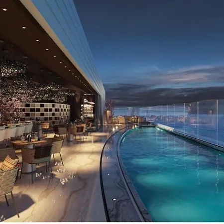 Skyline Serenity On The 25th Floor In Mercury Tower 公寓 *