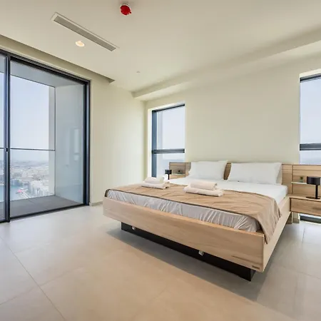 公寓 Skyline Serenity On The 25th Floor In Mercury Tower Saint Julian's