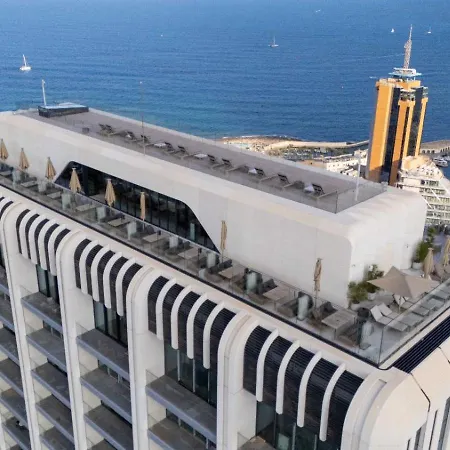 Skyline Serenity On The 25th Floor In Mercury Tower Appartement San Ġiljan