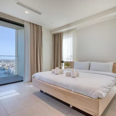 Appartement Skyline Serenity On The 25th Floor In Mercury Tower *